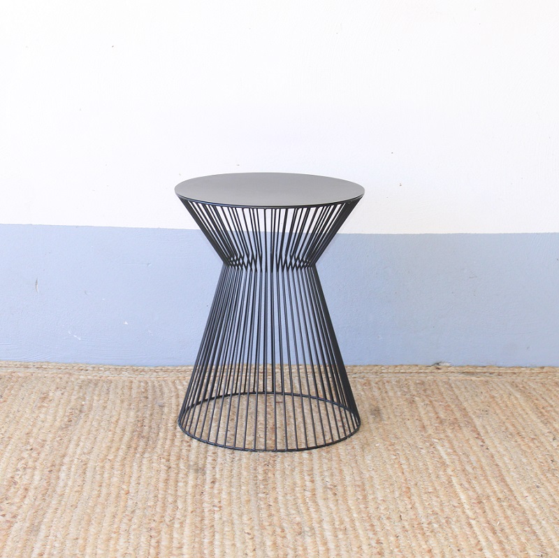 Bijzettafel zwart zandloper