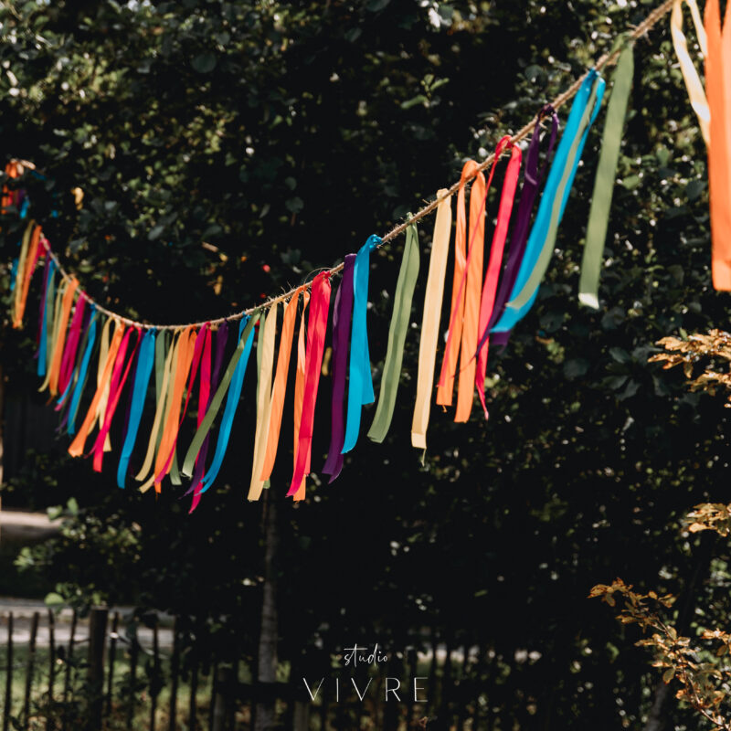 Vlaggetjes festival gekleurd 15 mtr