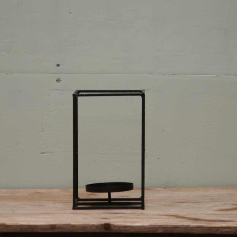 Kandelaar Staal Zwart kubus middel