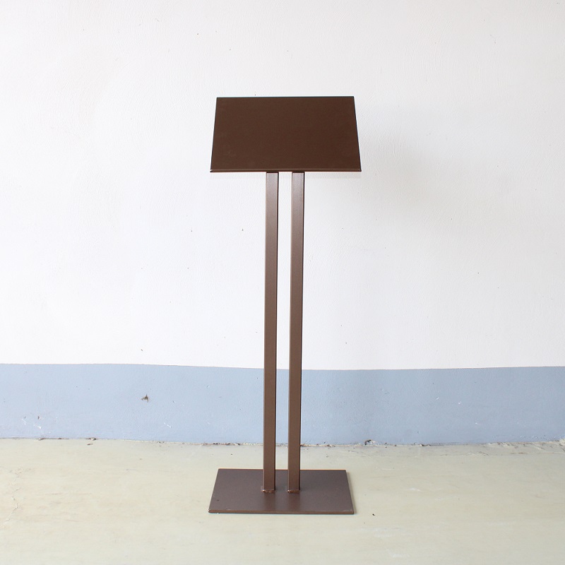 Katheder metaal brons