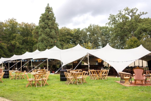 Bedrijfsfeest met thematische sfeerhoeken