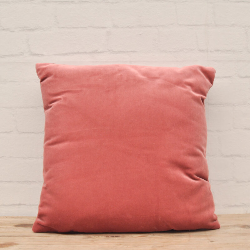 Velvet kussen oud roze 2