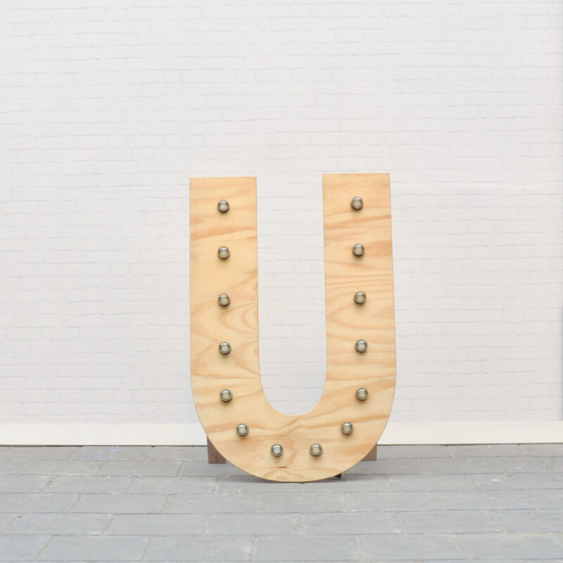 Lichtletter U - klein (ca. 60 cm)